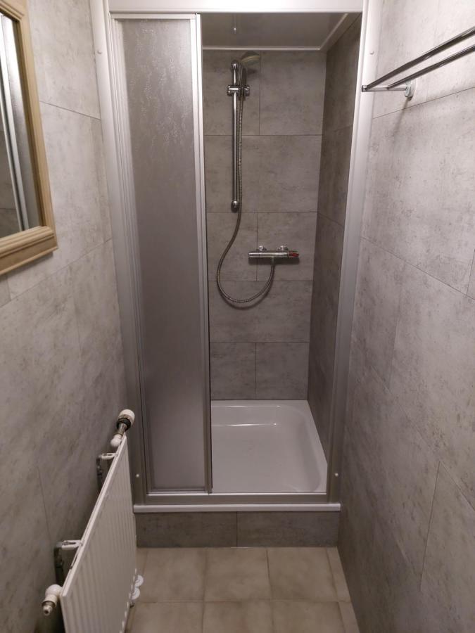Met Inpandig Balkon, 150 Meter Verwijderd En Centrum * Zoutelande